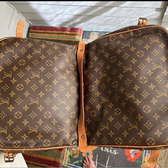 Louis Vuitton Saumur 35 - Picture 10 of 15